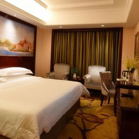 Vienna Hotel Loudi Chunyuan Pedestrian Street Loudi (Hunan) Exterior foto