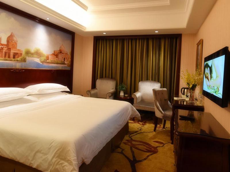 Vienna Hotel Loudi Chunyuan Pedestrian Street Loudi (Hunan) Exterior foto