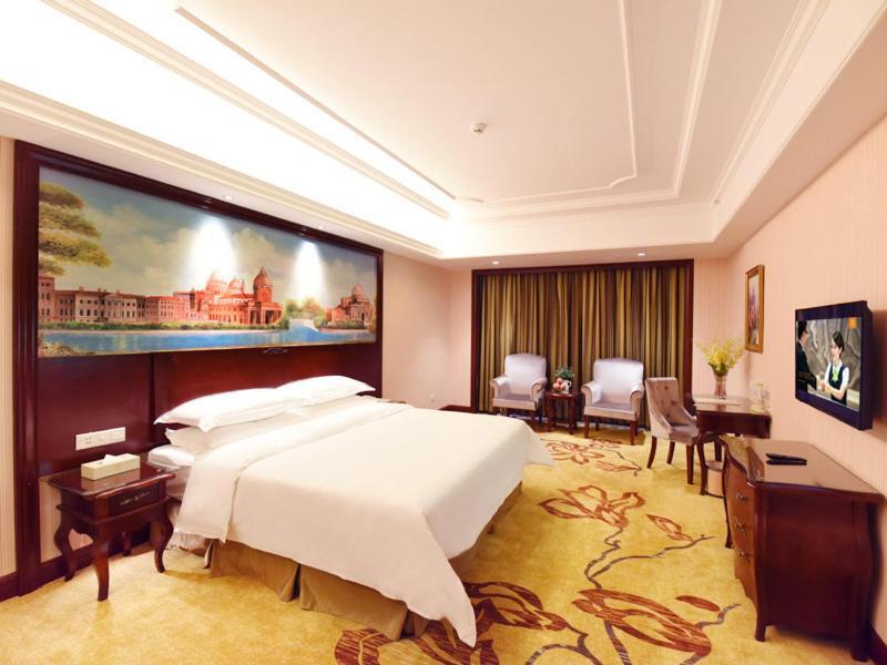 Vienna Hotel Loudi Chunyuan Pedestrian Street Loudi (Hunan) Exterior foto