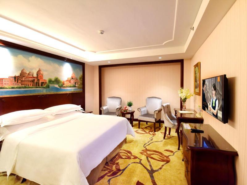 Vienna Hotel Loudi Chunyuan Pedestrian Street Loudi (Hunan) Exterior foto